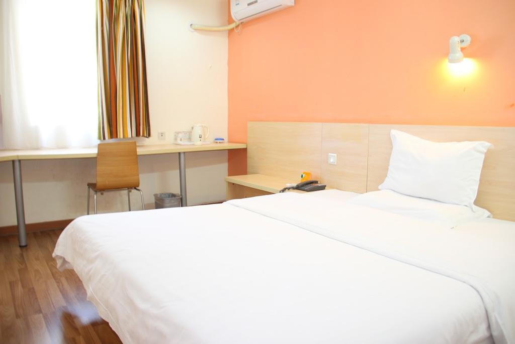 7Days Inn Dalian Wafangdian Railway Station المظهر الخارجي الصورة